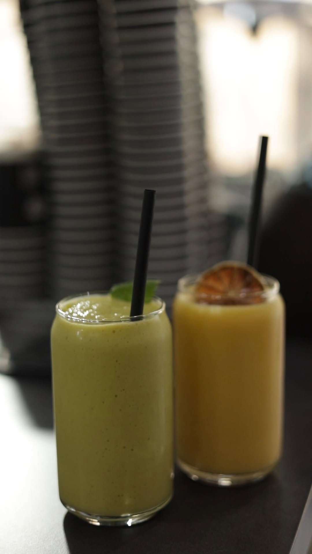 Boissons glacées et spécialités at Amnésie coffee shop on Rue Halévy in Nice